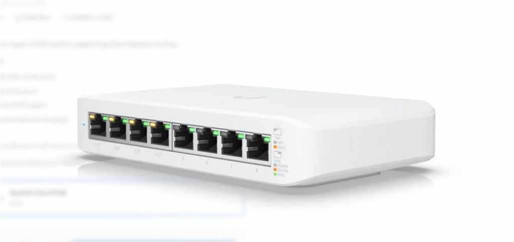 Switch 8 porturi UniFi 8 Gbps 4 porturi PoE cu management Ubiquiti - USW-LITE-8-POE